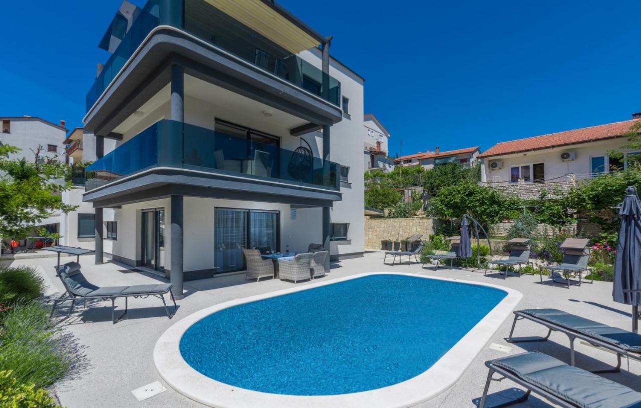 Modern Apartments With Shared Pool Near The Sea Pula Zewnętrze zdjęcie