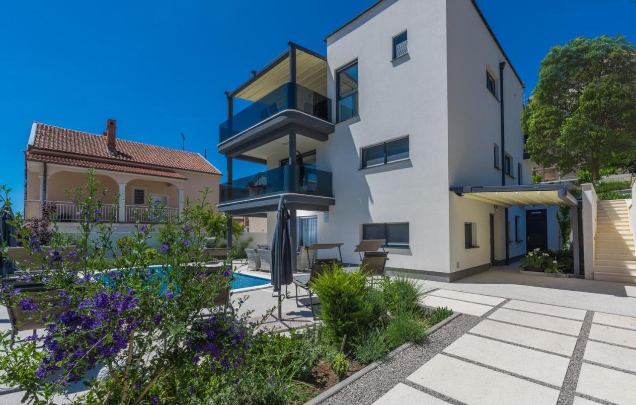 Modern Apartments With Shared Pool Near The Sea Pula Zewnętrze zdjęcie